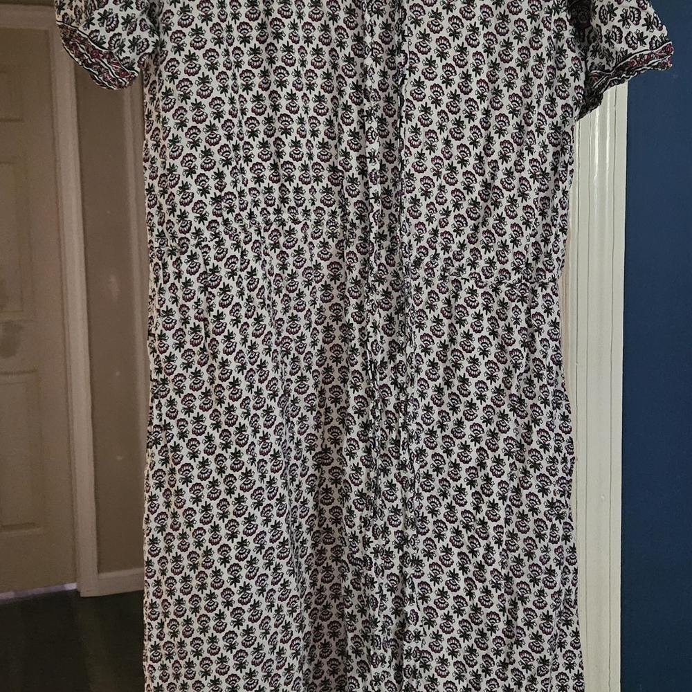 LOFT Patterned Long Sleeve Dress